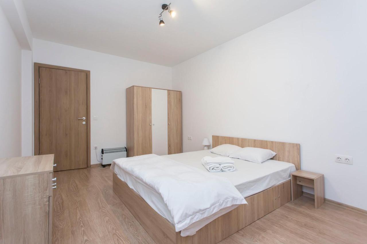 Modern And Bright Near Center - Free Parking Aparthotel Sofia